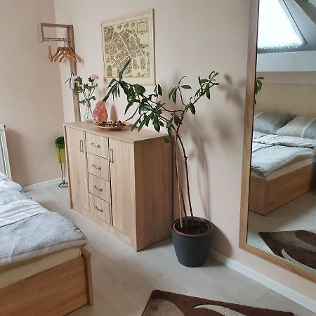 Moretti Apartman Appartement Eger Buitenkant foto