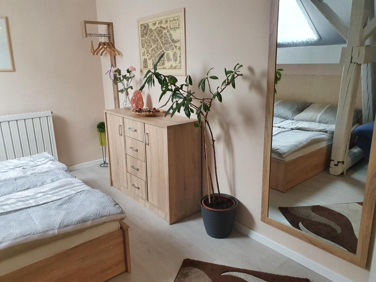 Moretti Apartman Appartement Eger Buitenkant foto